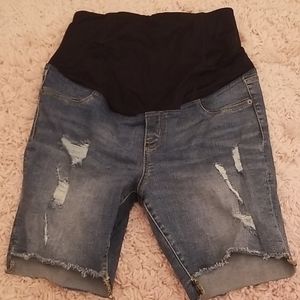 NWT Target Maternity Bermuda Jean Shorts